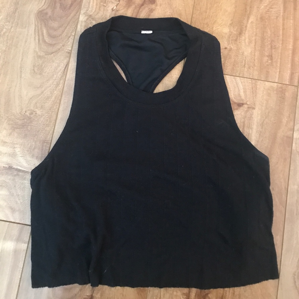 Alo Yoga crop top tee